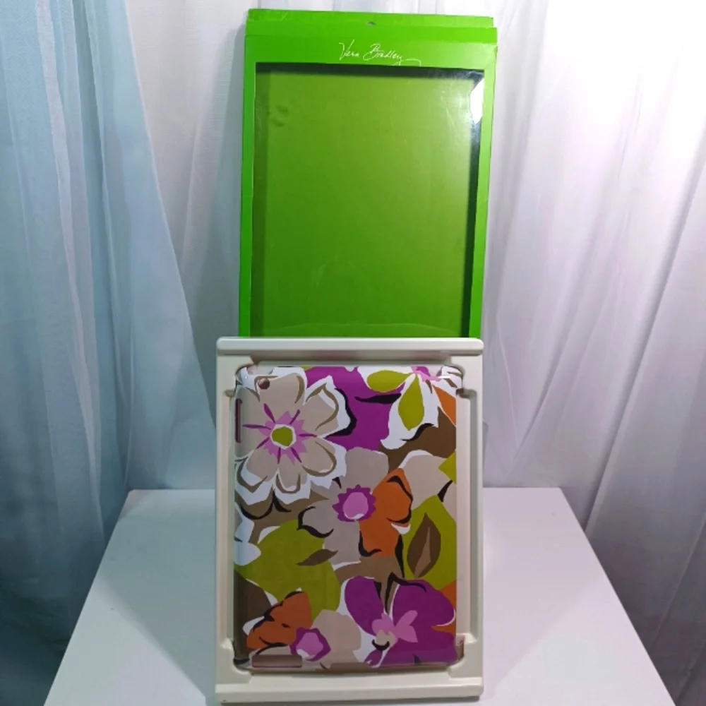 VERA BRADLEY Snap On Case for iPad